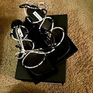 NIB- MIISTA black snake sandals size 39/8.5